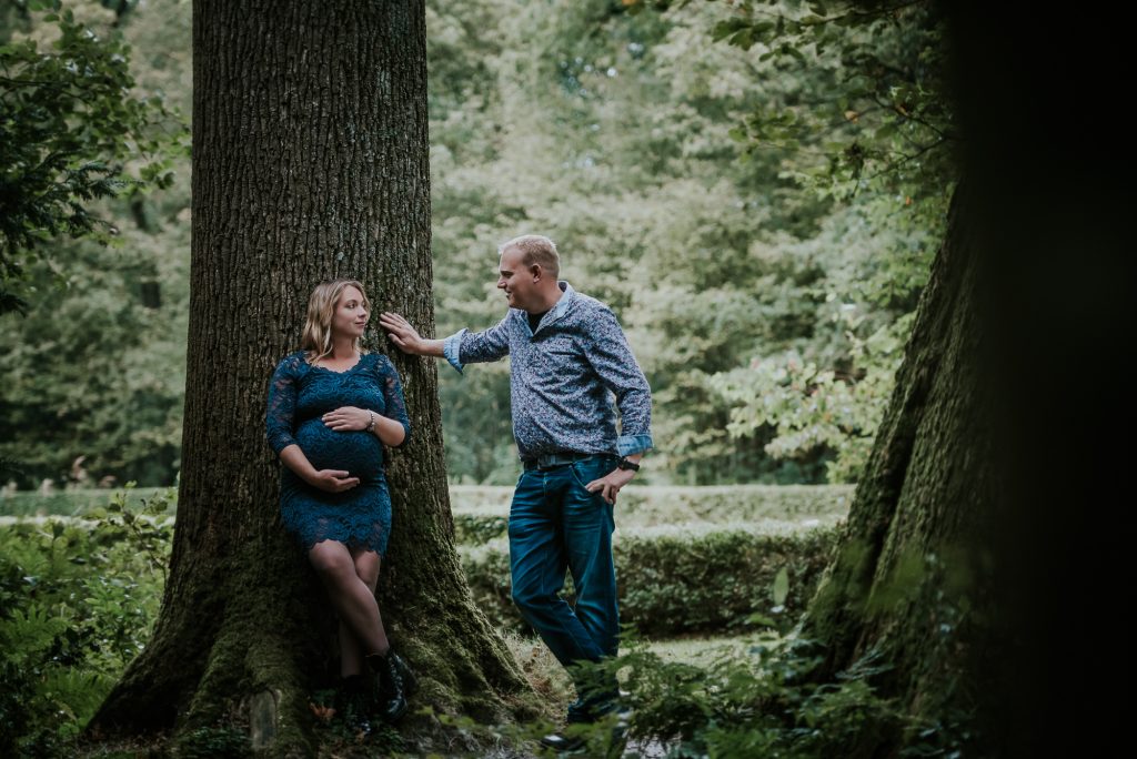 Baby op komst. Zwangerschapsreportage door fotograaf NIckie Fotografie uit Dokkum, Friesland.