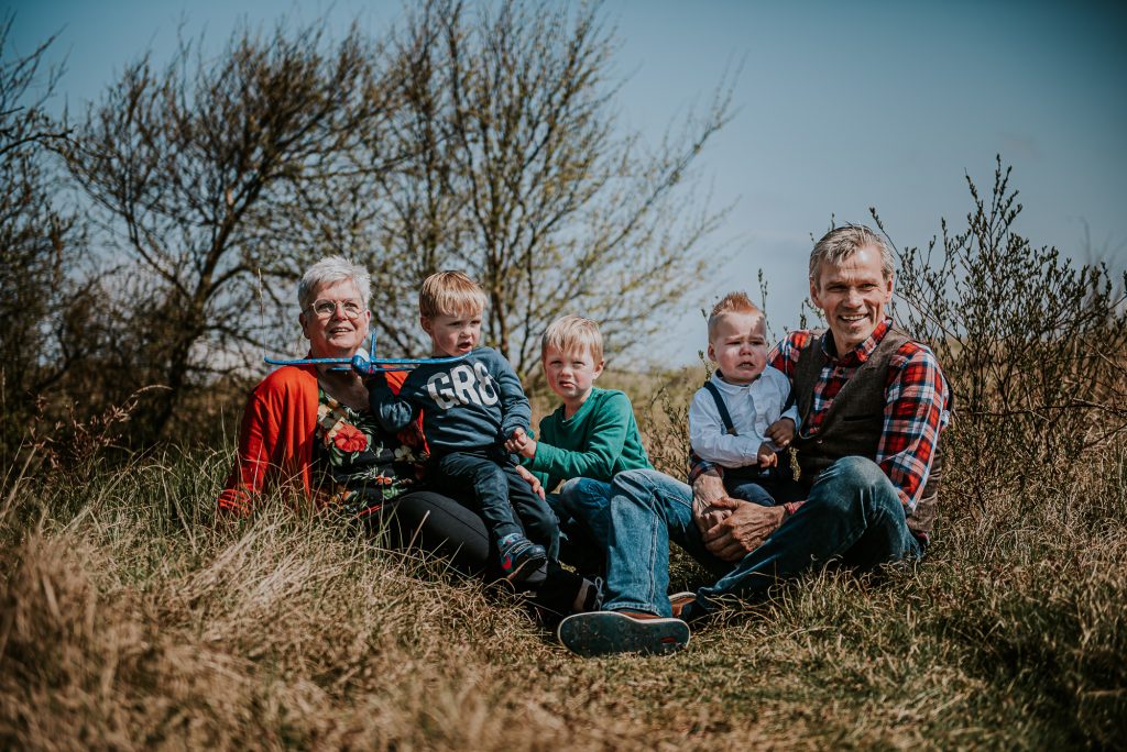 Familieshoot Ameland, Friesland, door fotograaf Nickie Fotografie uit Dokkum