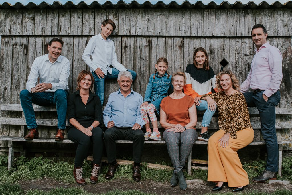 Familiefotoshoot in Friesland door fotograaf Nickie Fotografie uit Dokkum