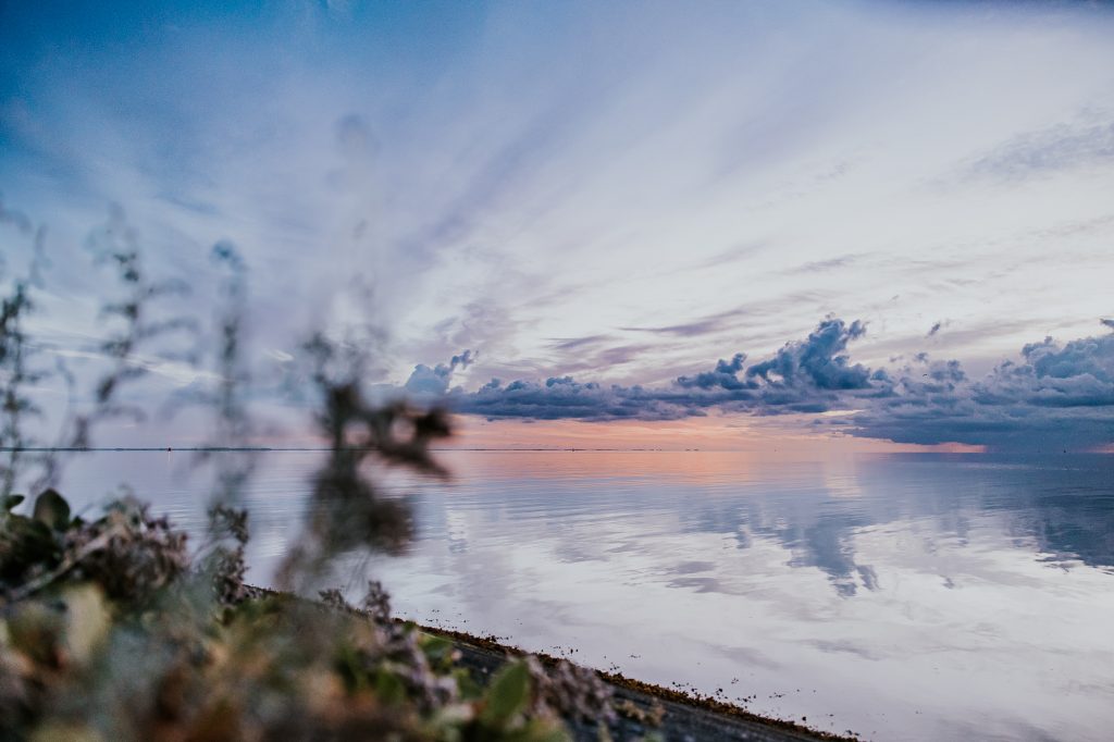 Waddenzee bij zonsopkomst door fotograaf NIckie Fotografie uit Friesland.