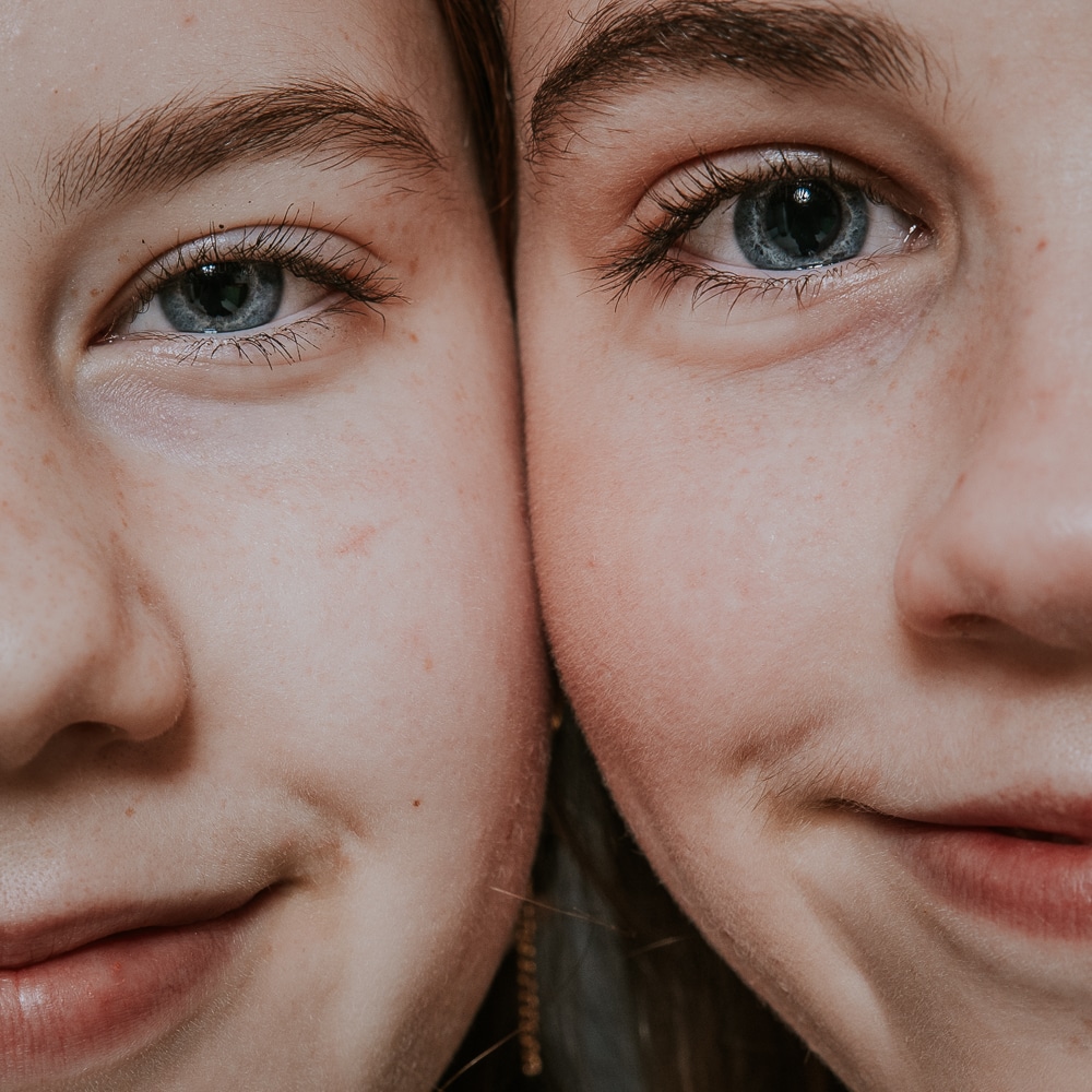 Close-up zussen portret door fotograaf Nickie Fotografie uit Dokkum, Friesland.