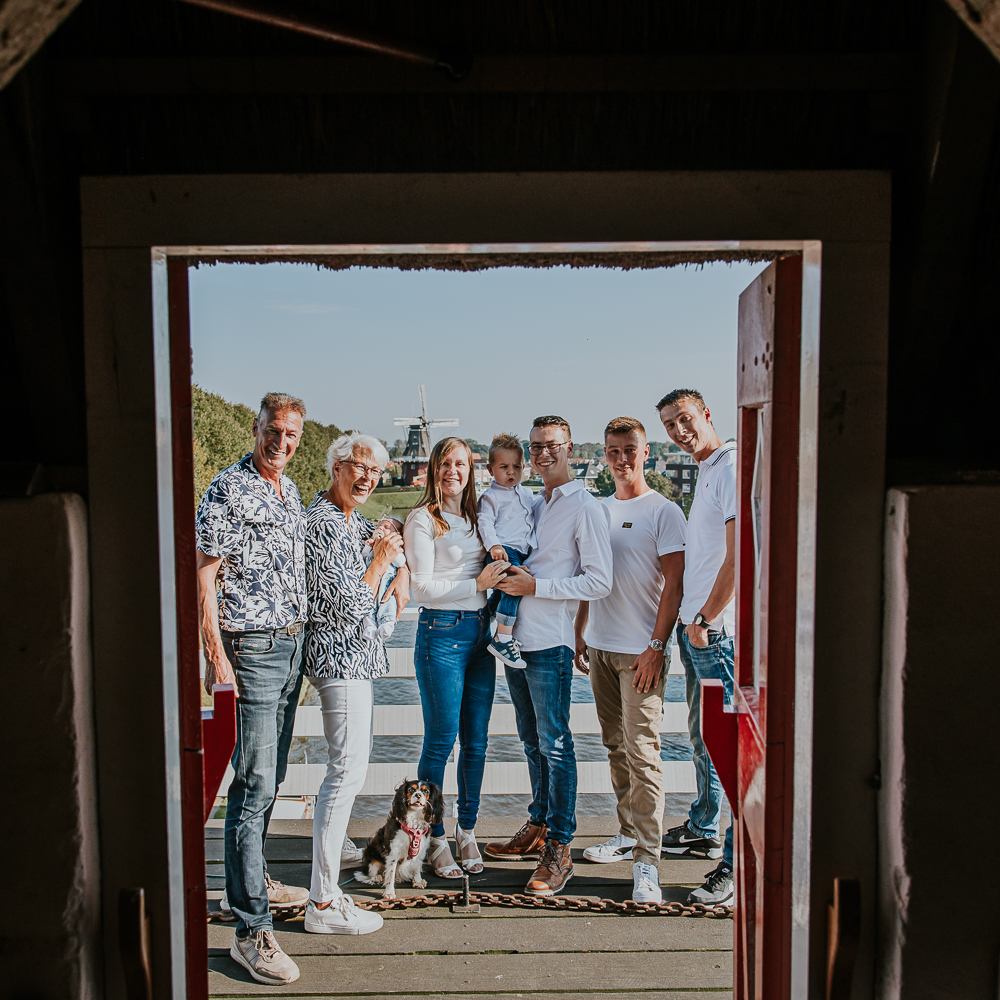 Gezinsfotografie Dokkum door fotograaf Nickie Fotografie uit Friesland.