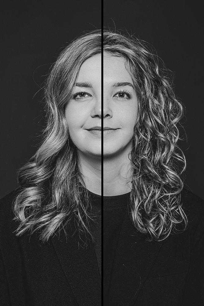 2in1-portret in het zwart-wit van 2 zussen door fotograaf Nickie Fotografie uit Dokkum, Friesland.