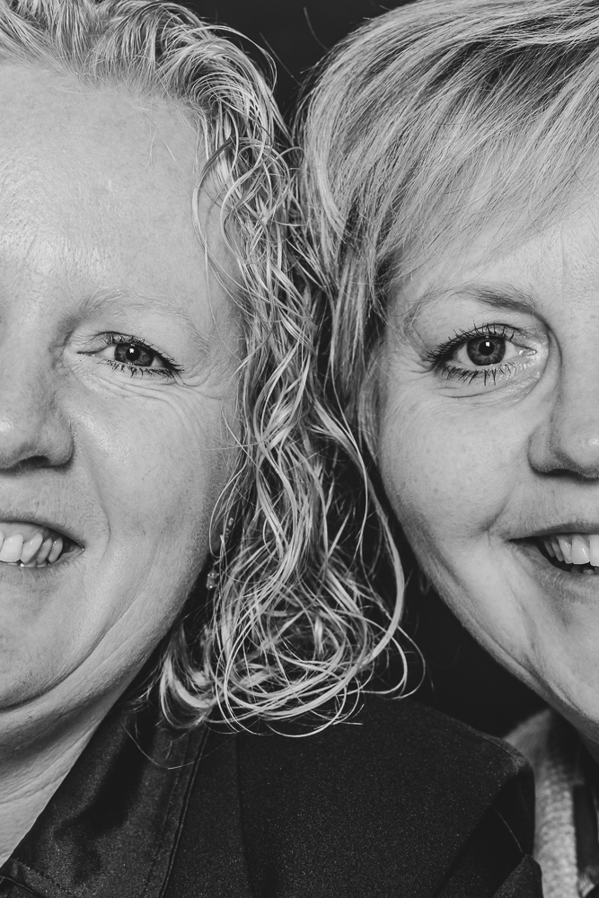 Close-up portret, twee halve gezichten, door fotograaf Nickie Fotografie uit Dokkum, Friesland,