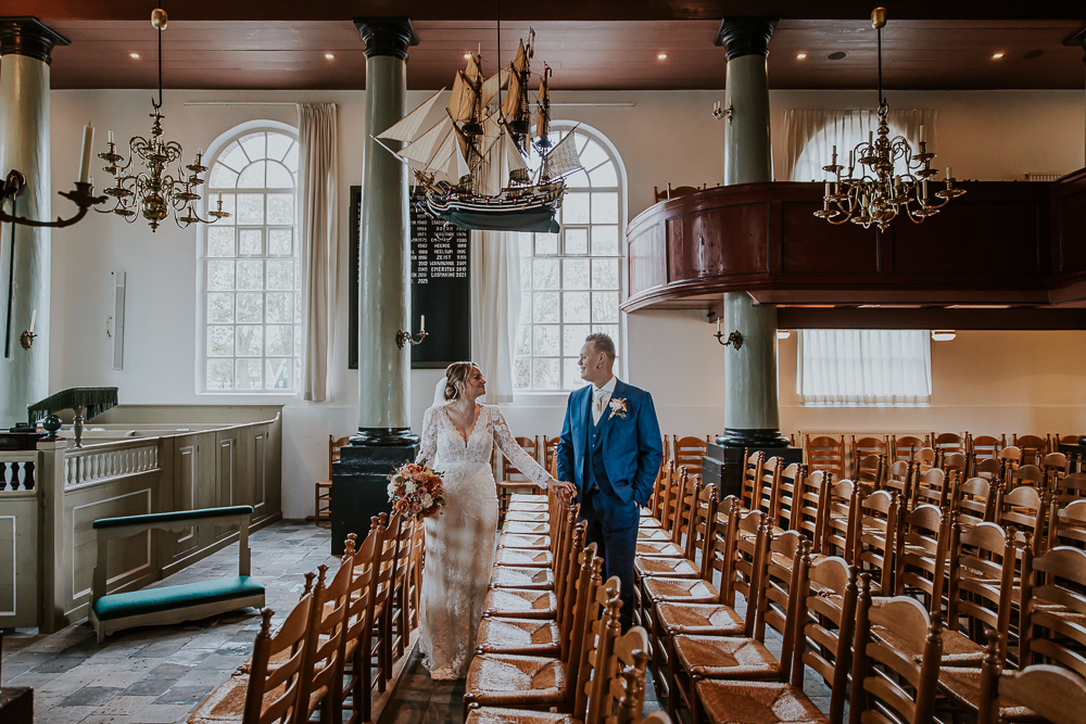Fotoshoot in Het Kerkje aan zee op Urk.